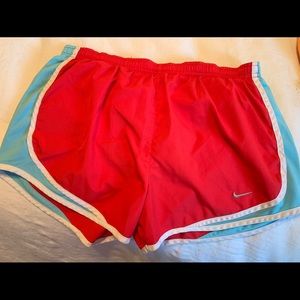 Nike Small Tempo running shorts